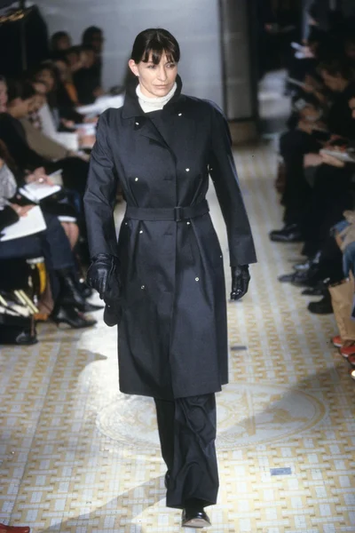 Look 7